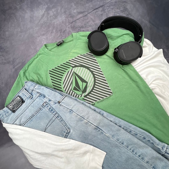 Vintage Volcom Graphic T-Shirt Mens Medium Green Y2K Skater Streetwear 0395 - Picture 7 of 7